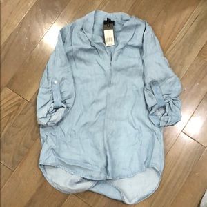 Chambray quarter sleeve blouse